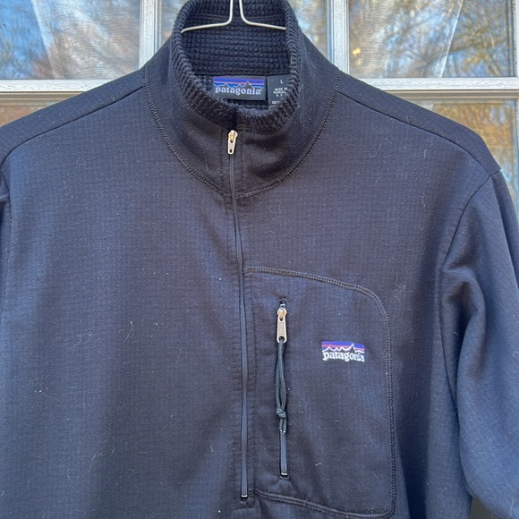 Patagonia R1 Fleece Pullover Black- Women’s Large - Picture 2 of 6